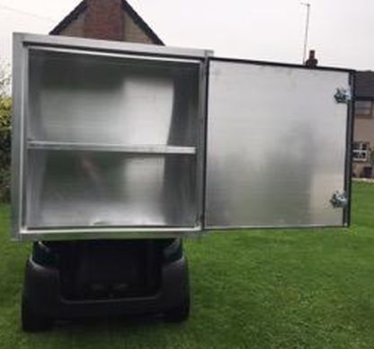 Club-car-laundry-buggy-rear