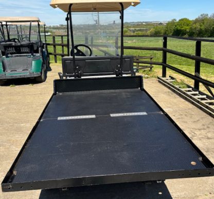 Cushman-shuttle-2-black-flatbed-rear